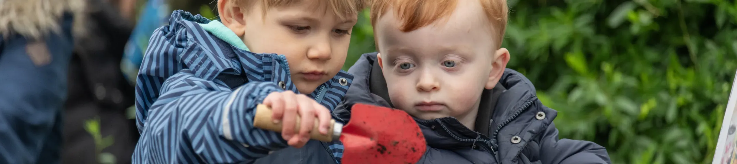 Little Explorers planting 